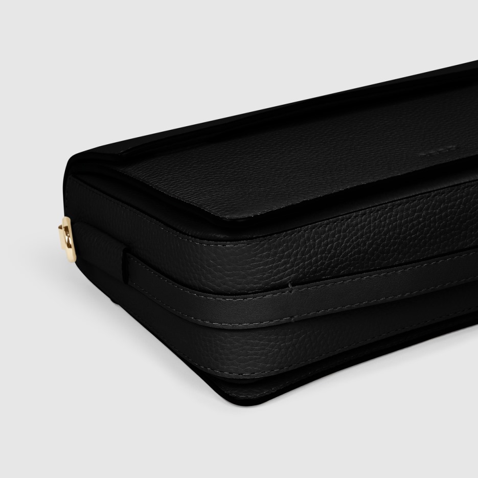 Ecco Hungary Textureblock Kazettás Táska Teljes Méretű Fekete