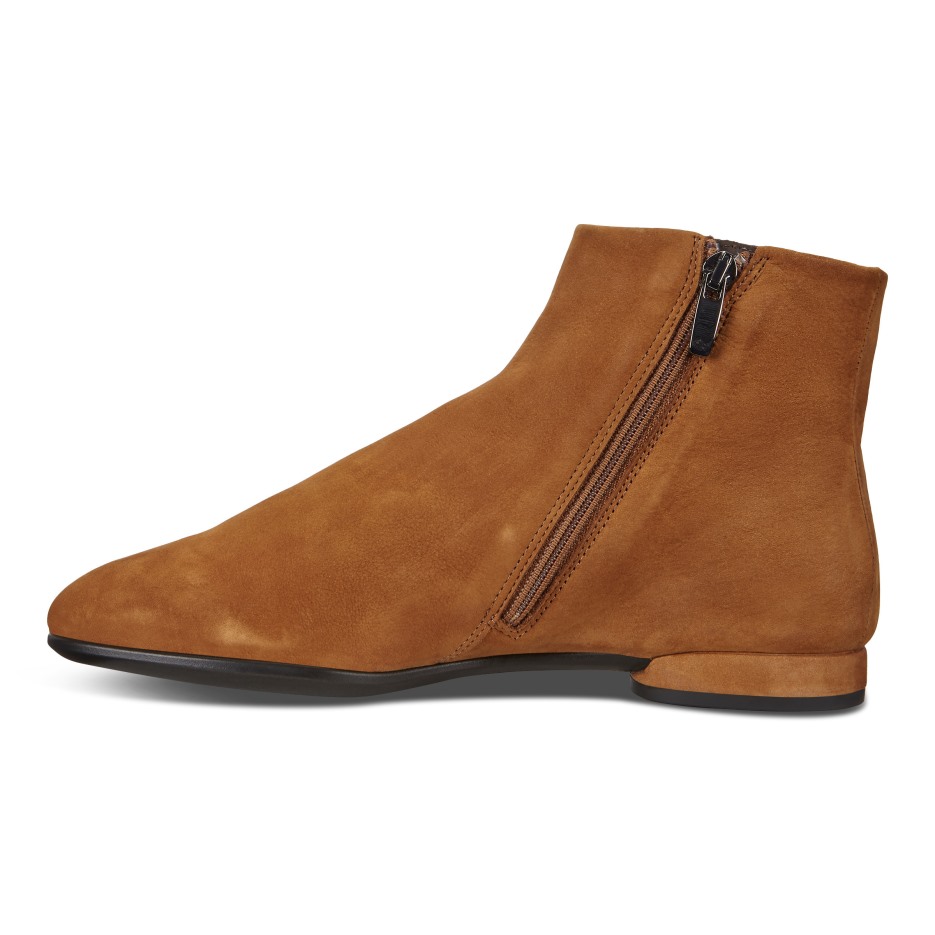 Muze Ecco Hungary Anine